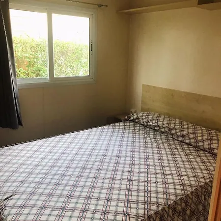 普雷萨比纽埃拉乡村营地酒店 营地 维努埃拉