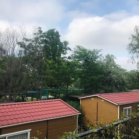 Campsite Rural Presa La 2*
